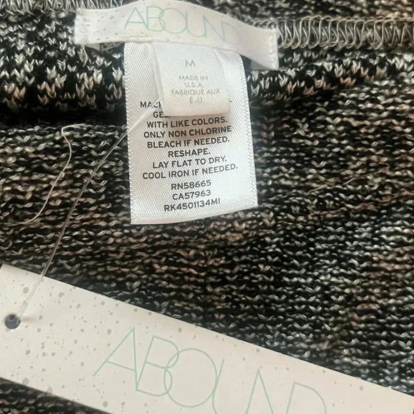 Grey Abound Leggings - Picture 2 of 2